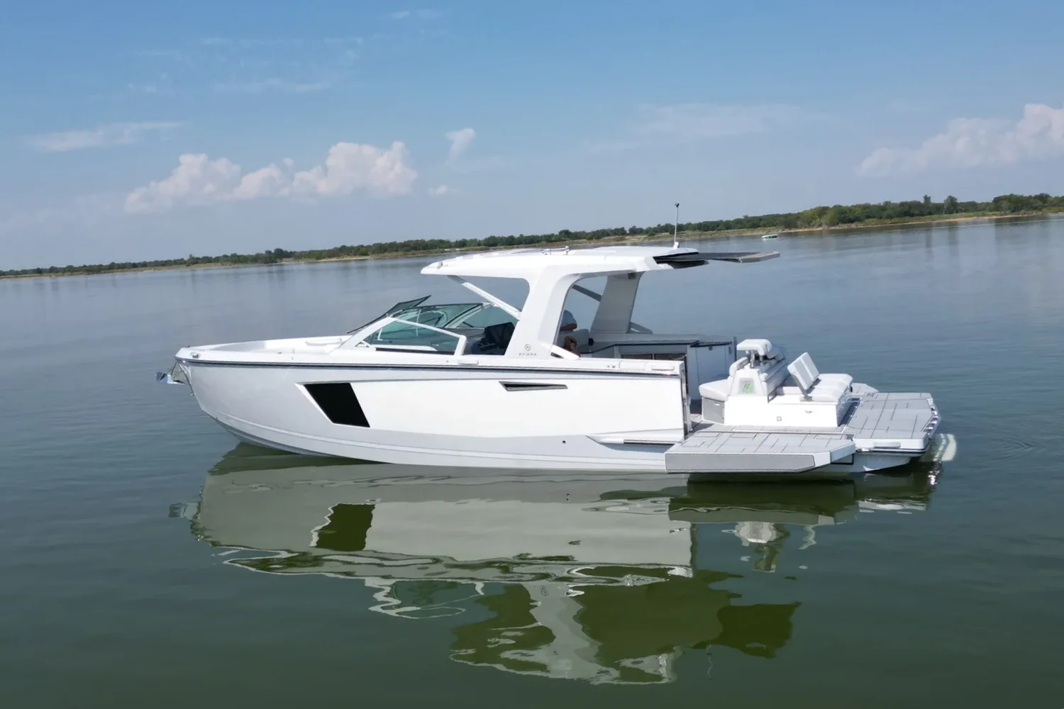 2024 Aviara AV40 Image Thumbnail #4
