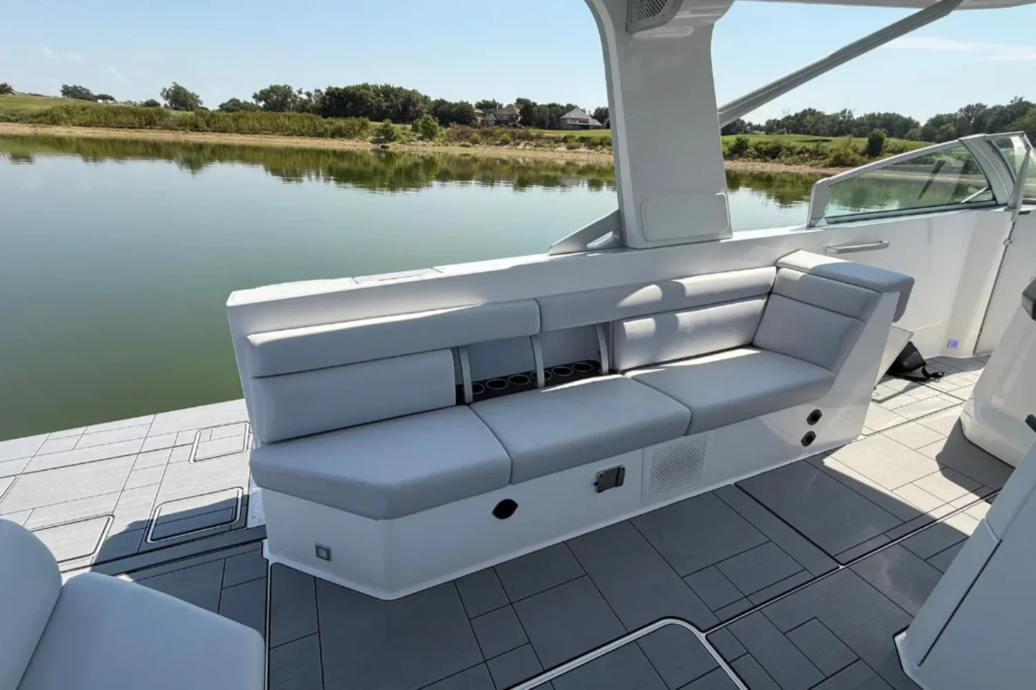 2024 Aviara AV40 Image Thumbnail #34