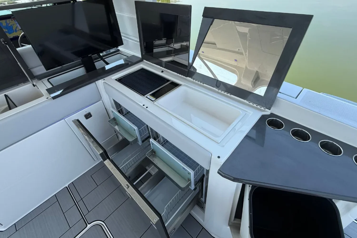 2024 Aviara AV40 Image Thumbnail #30