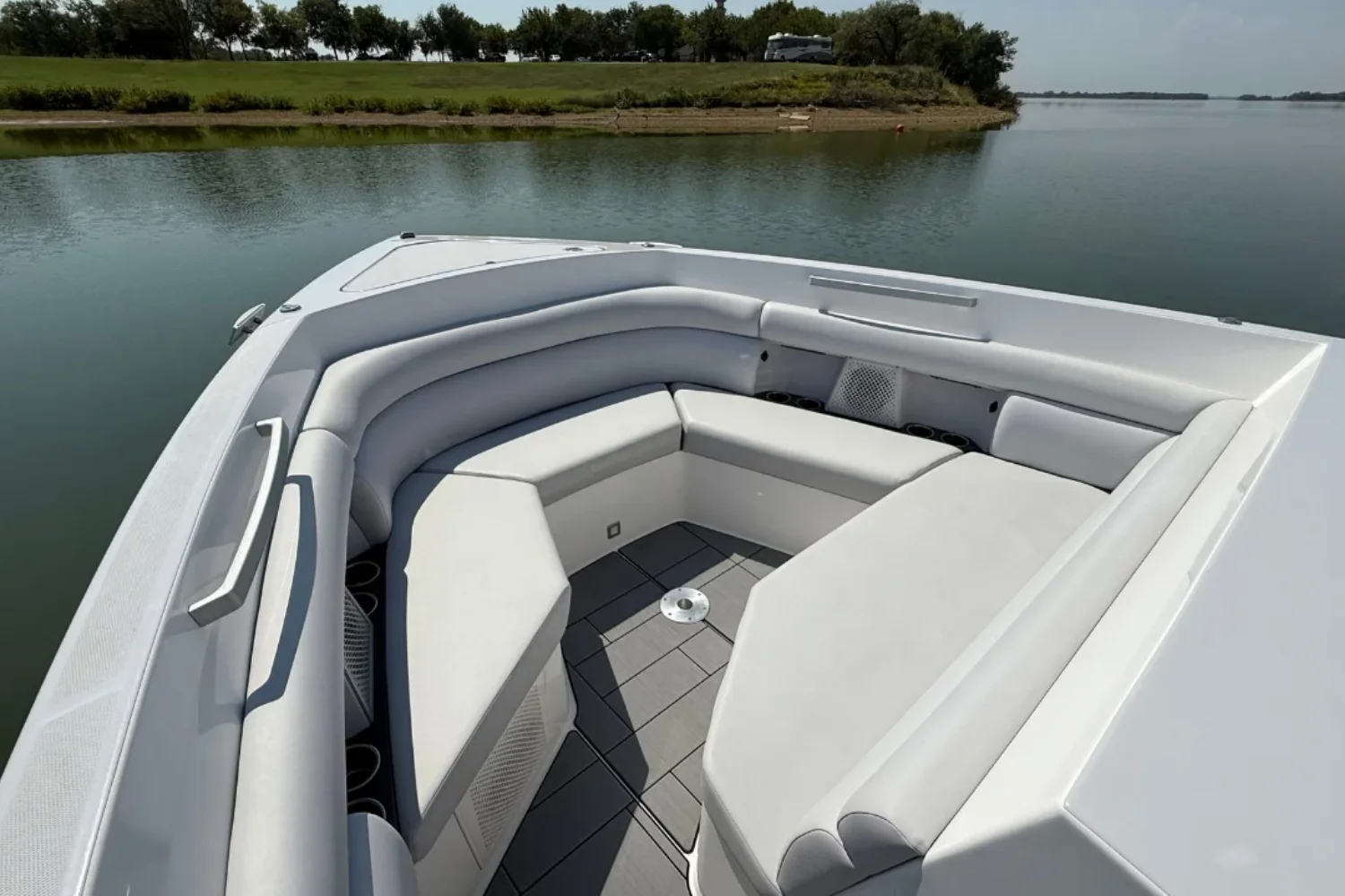 2024 Aviara AV40 Image Thumbnail #47