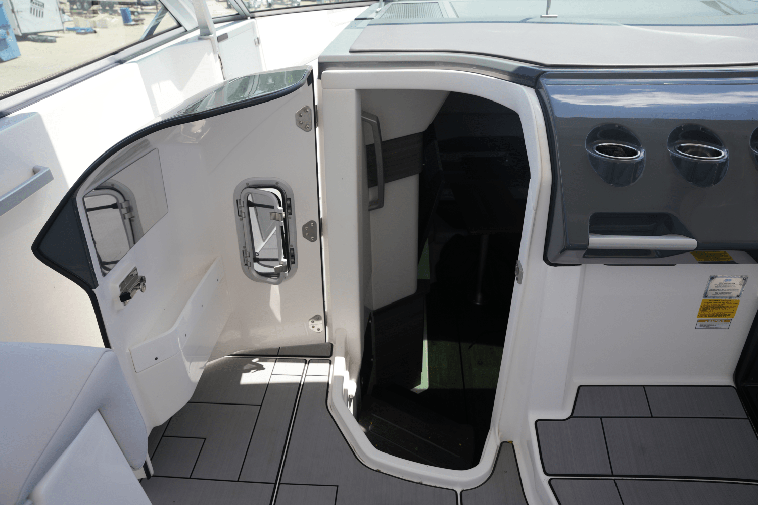 2024 Aviara AV40 Image Thumbnail #25