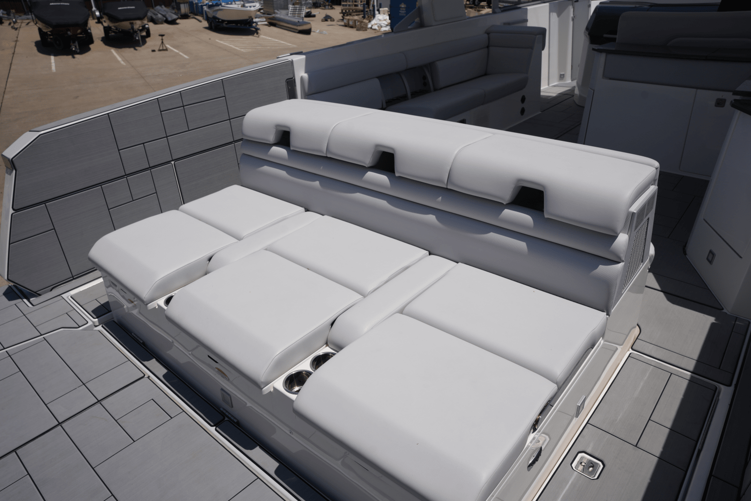 2024 Aviara AV40 Image Thumbnail #8