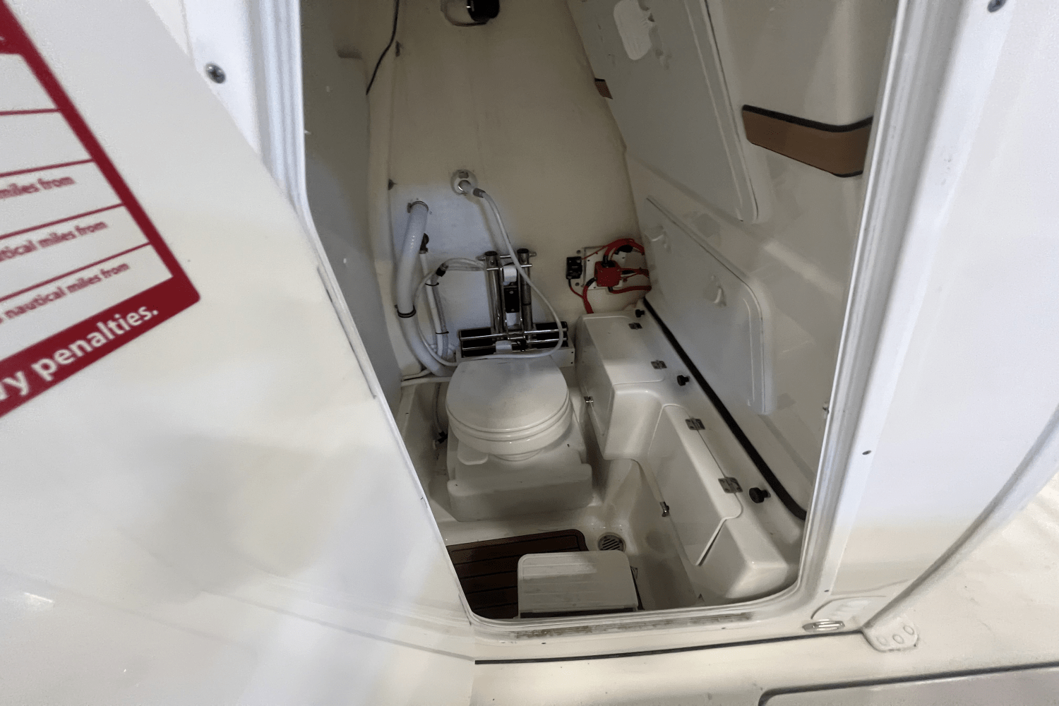 2021 Tidewater 256 LXF Image Thumbnail #10