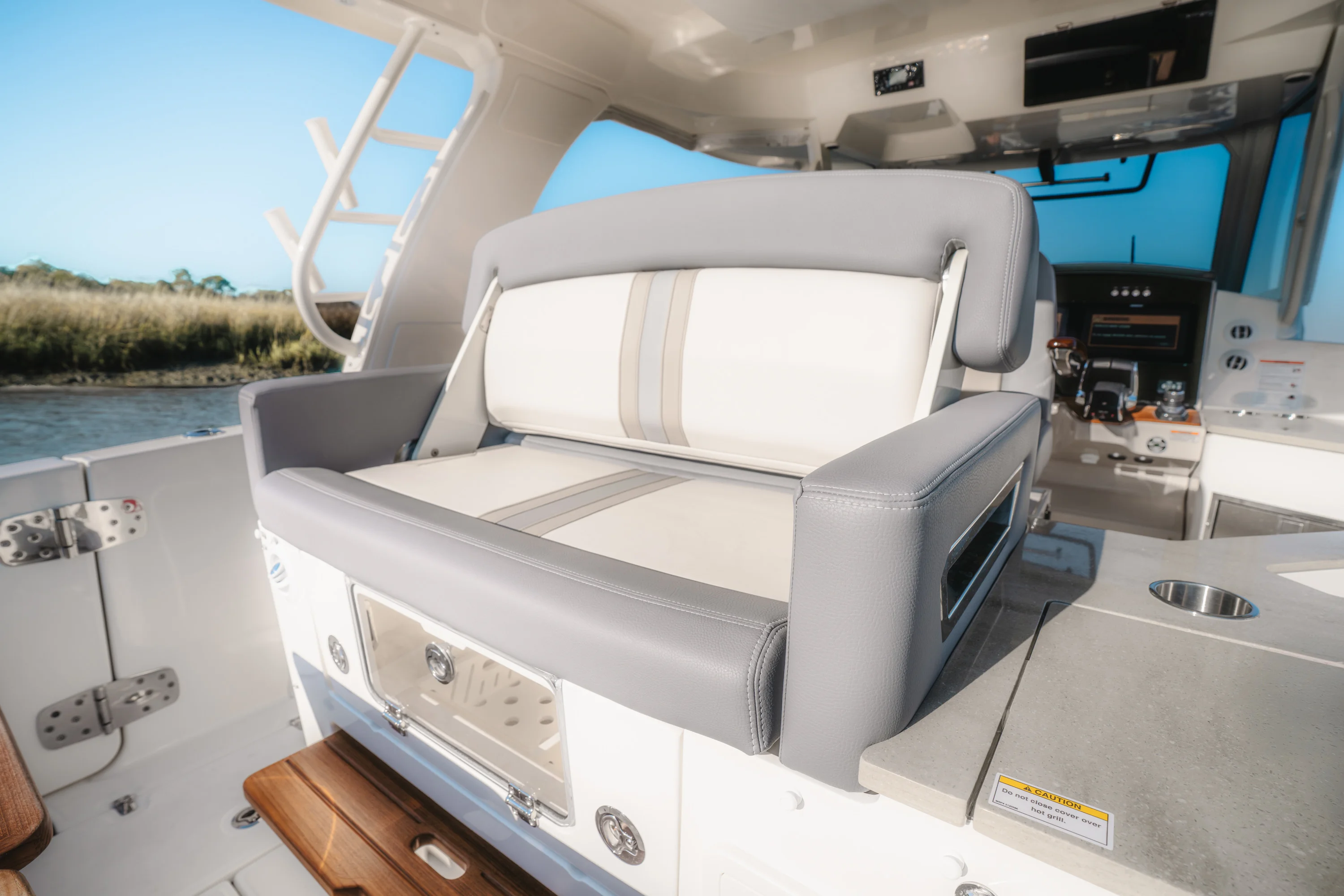 2026 Boston Whaler 350 Realm Image Thumbnail #10