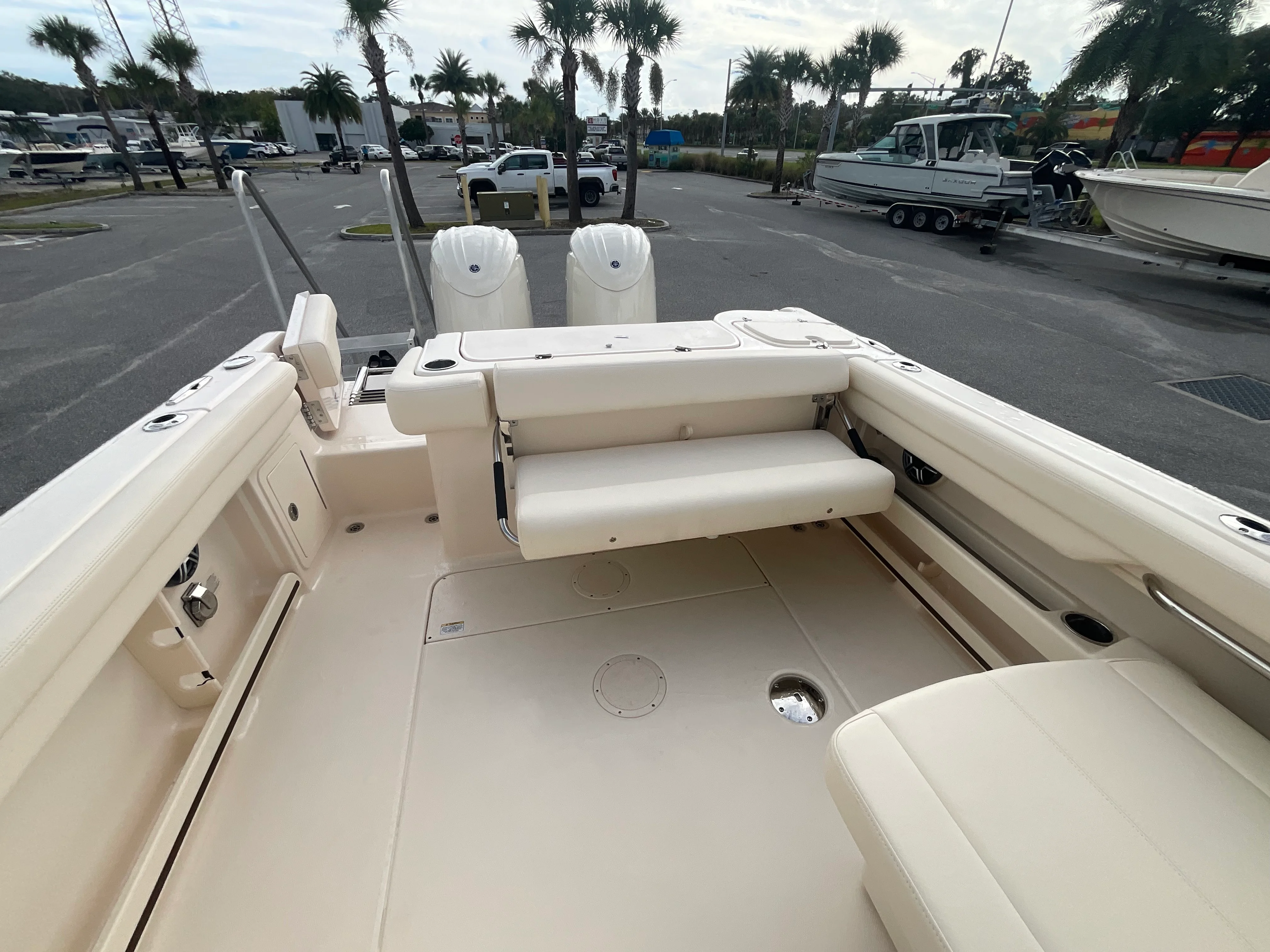 2026 Grady-White Freedom 275 Image Thumbnail #12