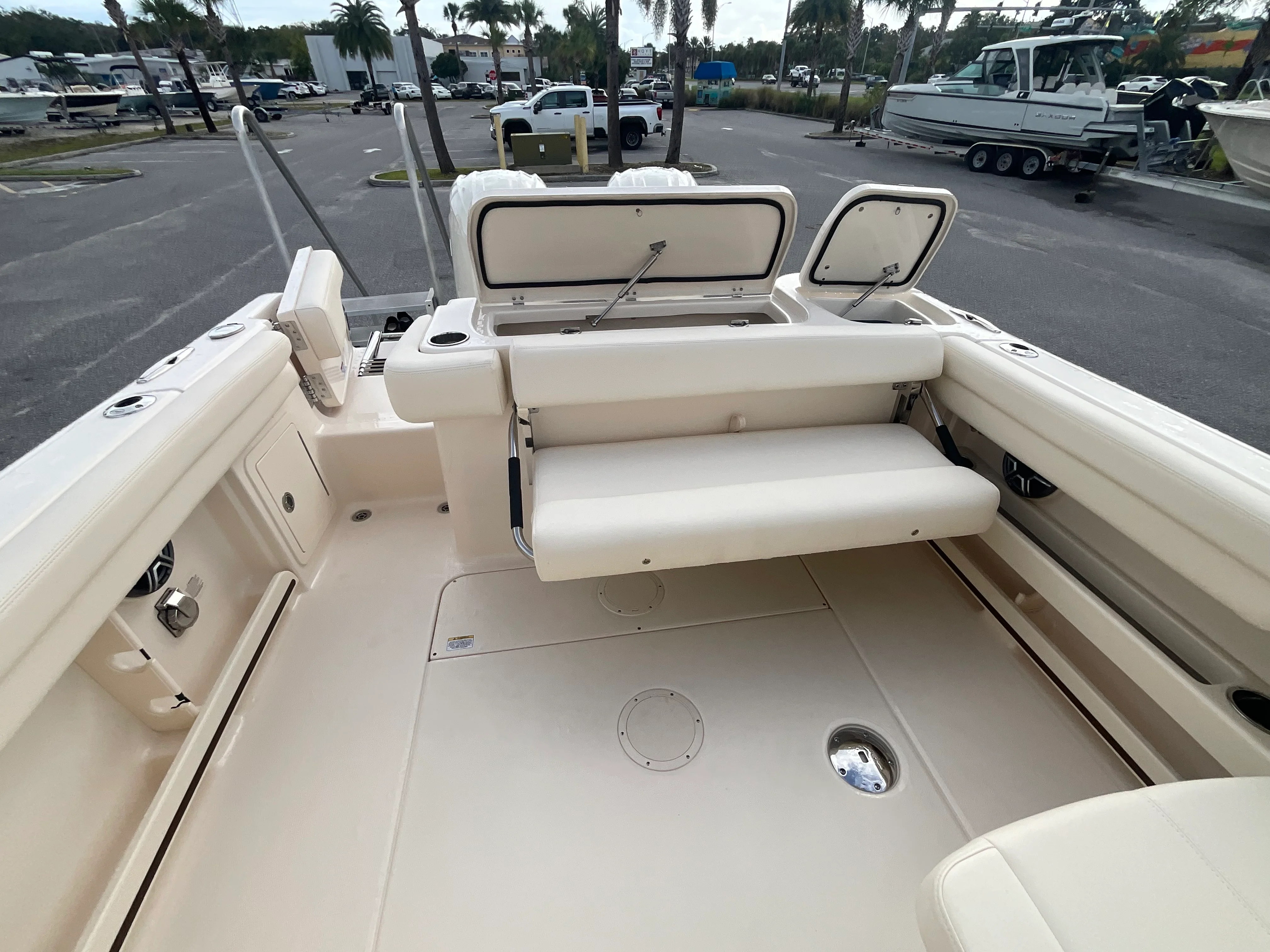 2026 Grady-White Freedom 275 Image Thumbnail #13