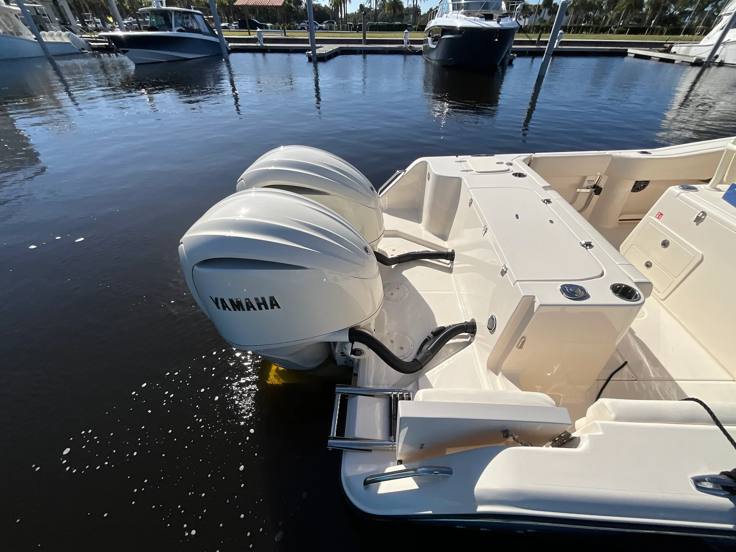 2026 Grady-White Canyon 271 Image Thumbnail #13