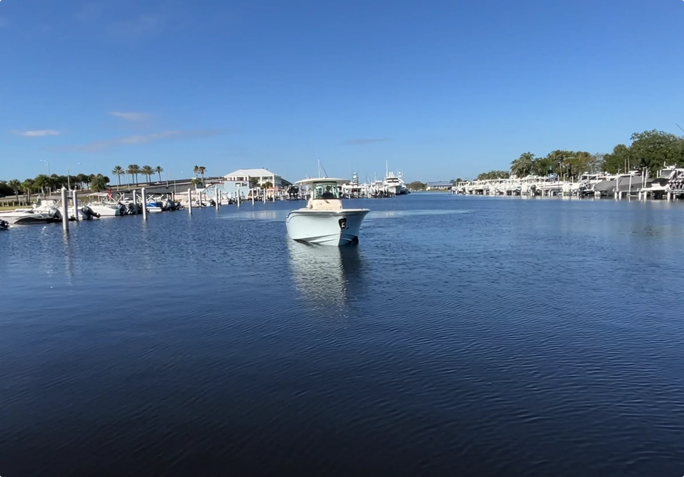 2026 Grady-White Canyon 271 Image Thumbnail #3