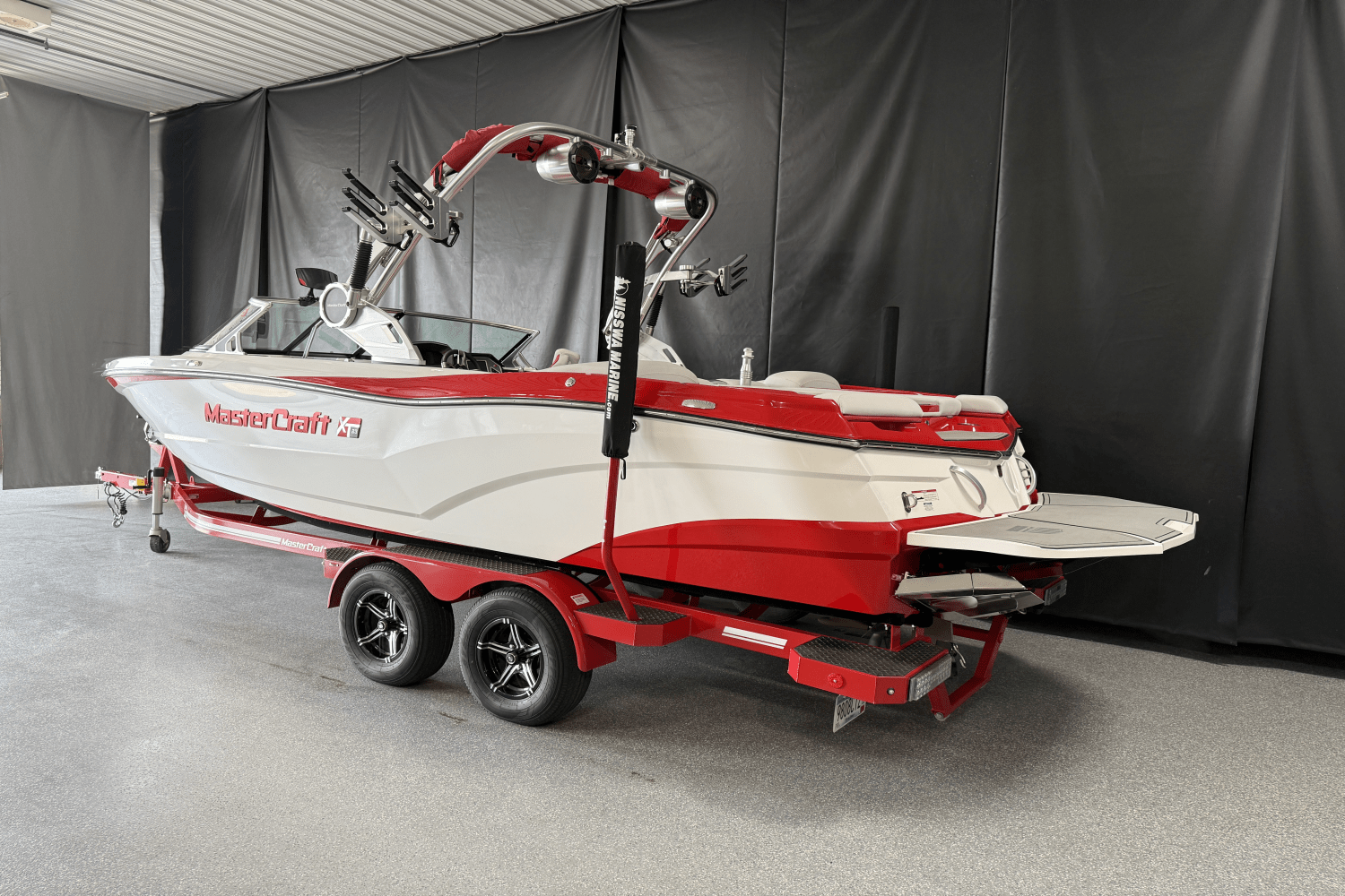2021 Mastercraft XT23 Image Thumbnail #3