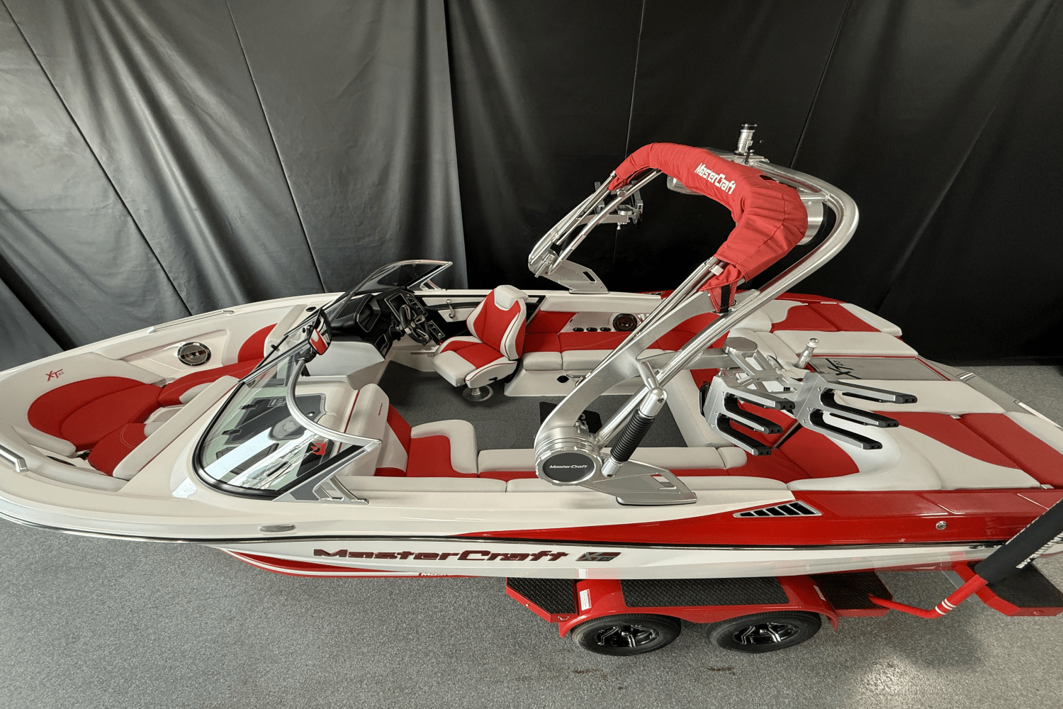2021 Mastercraft XT23 Image Thumbnail #1
