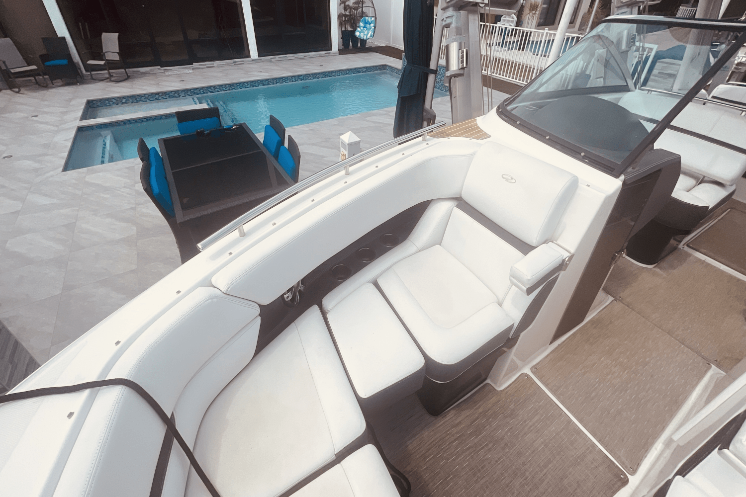 2017 Regal 2800 BOWRIDER Image Thumbnail #43