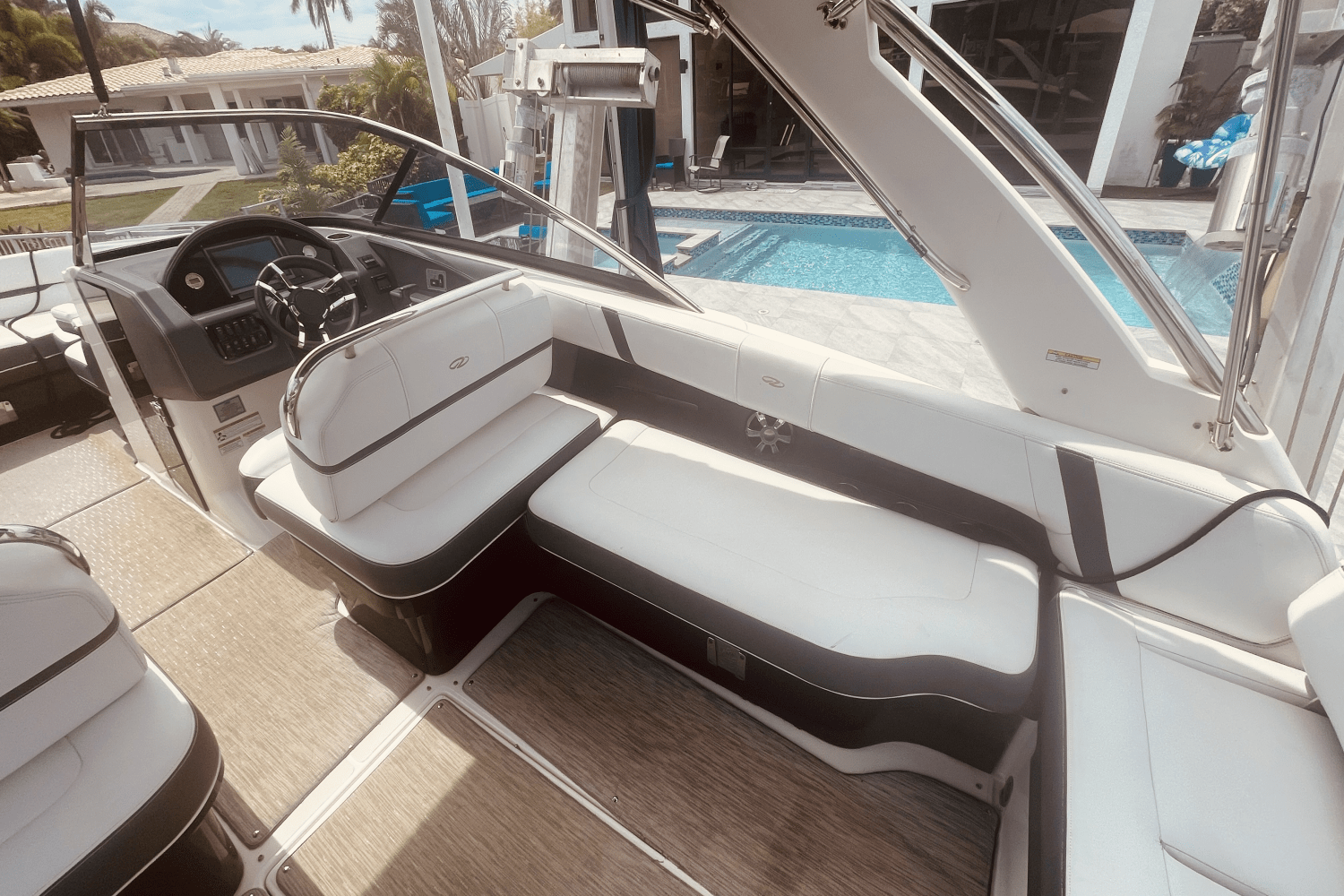 2017 Regal 2800 BOWRIDER Image Thumbnail #19