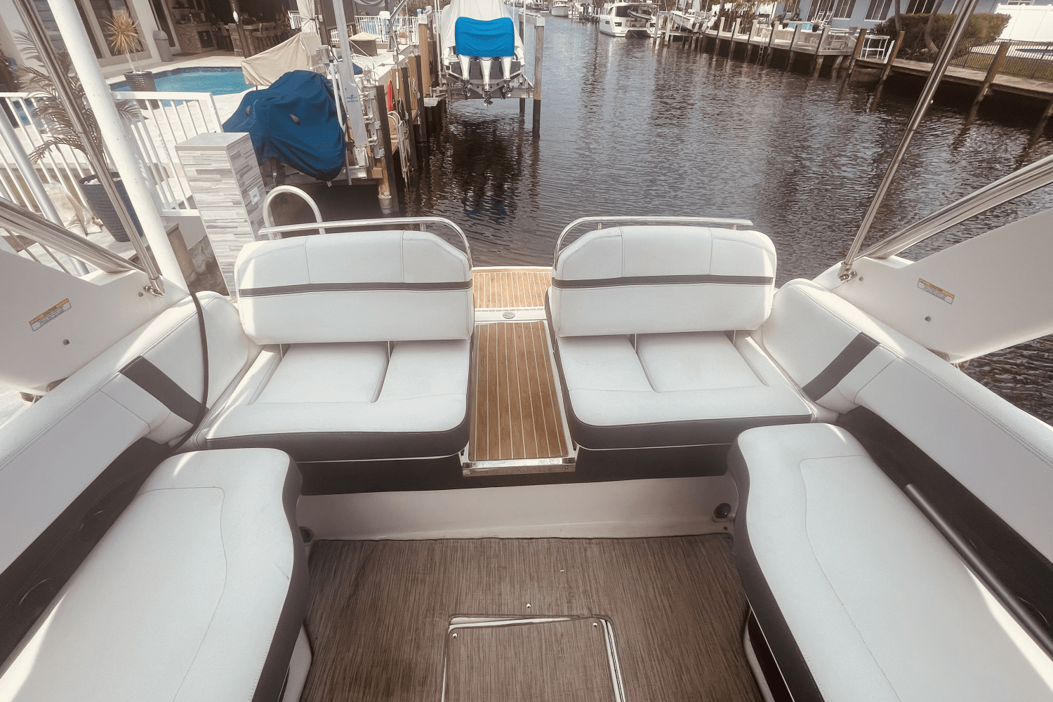 2017 Regal 2800 BOWRIDER Image Thumbnail #14