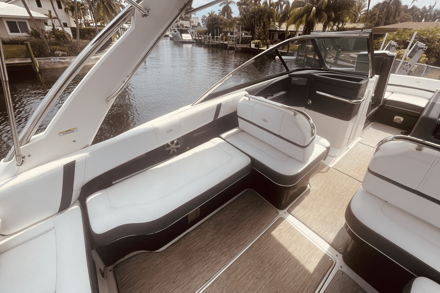 2017 Regal 2800 BOWRIDER Image Thumbnail #18