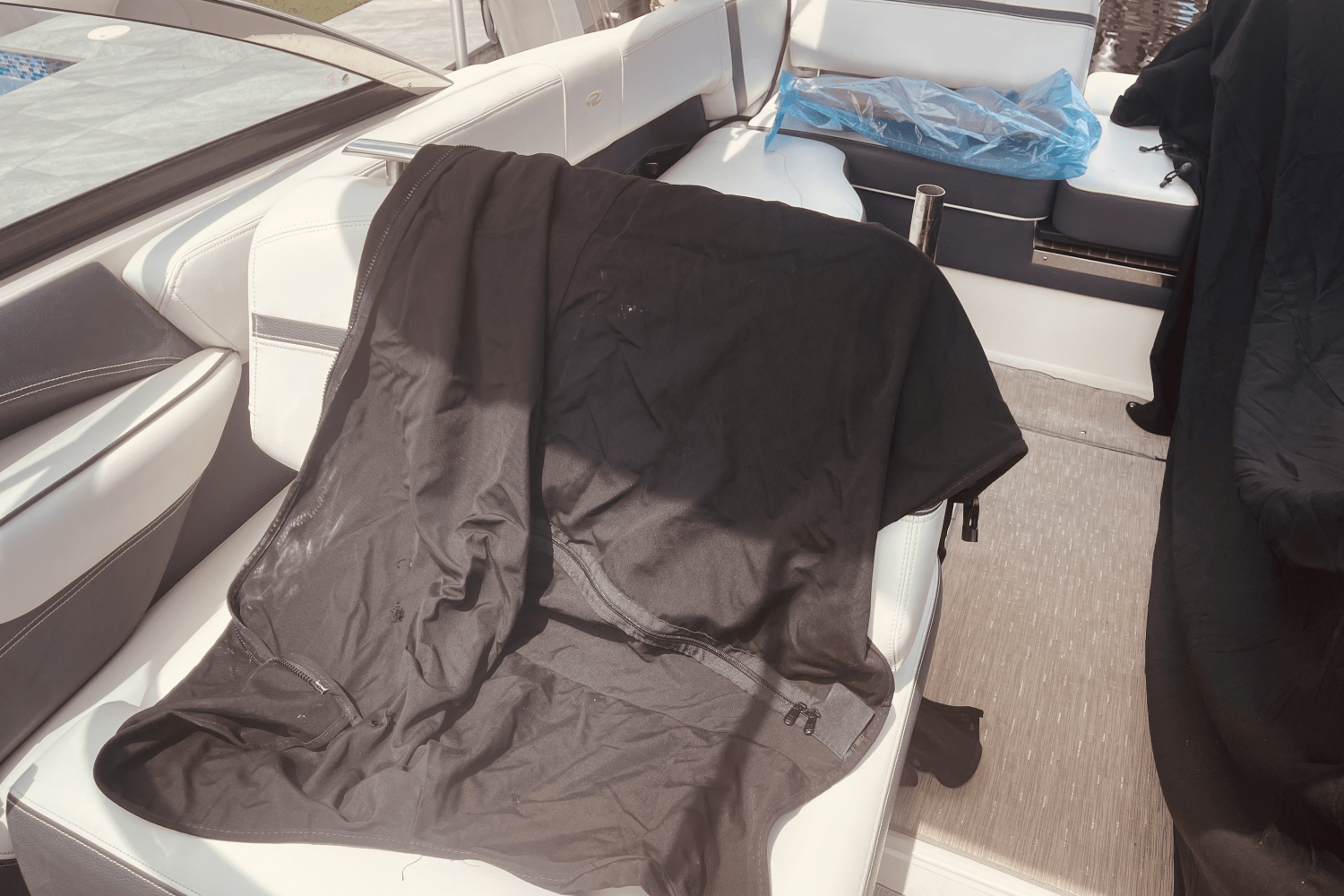 2017 Regal 2800 BOWRIDER Image Thumbnail #48