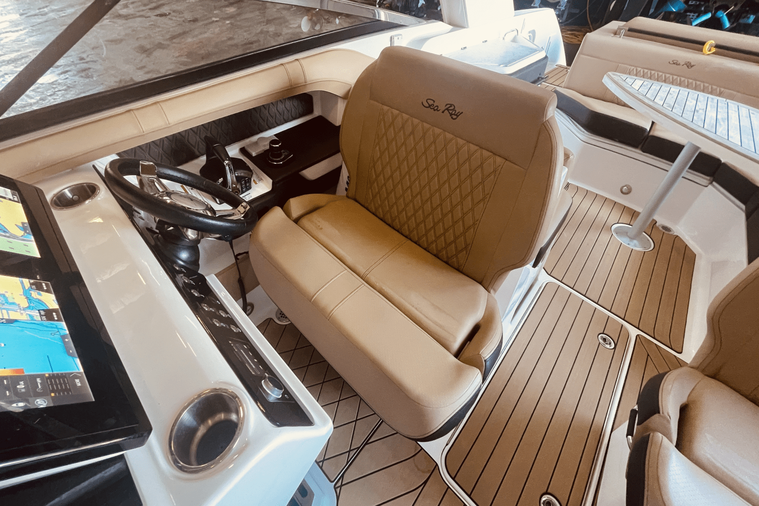 2024 Sea Ray 310 SLX OB Image Thumbnail #46