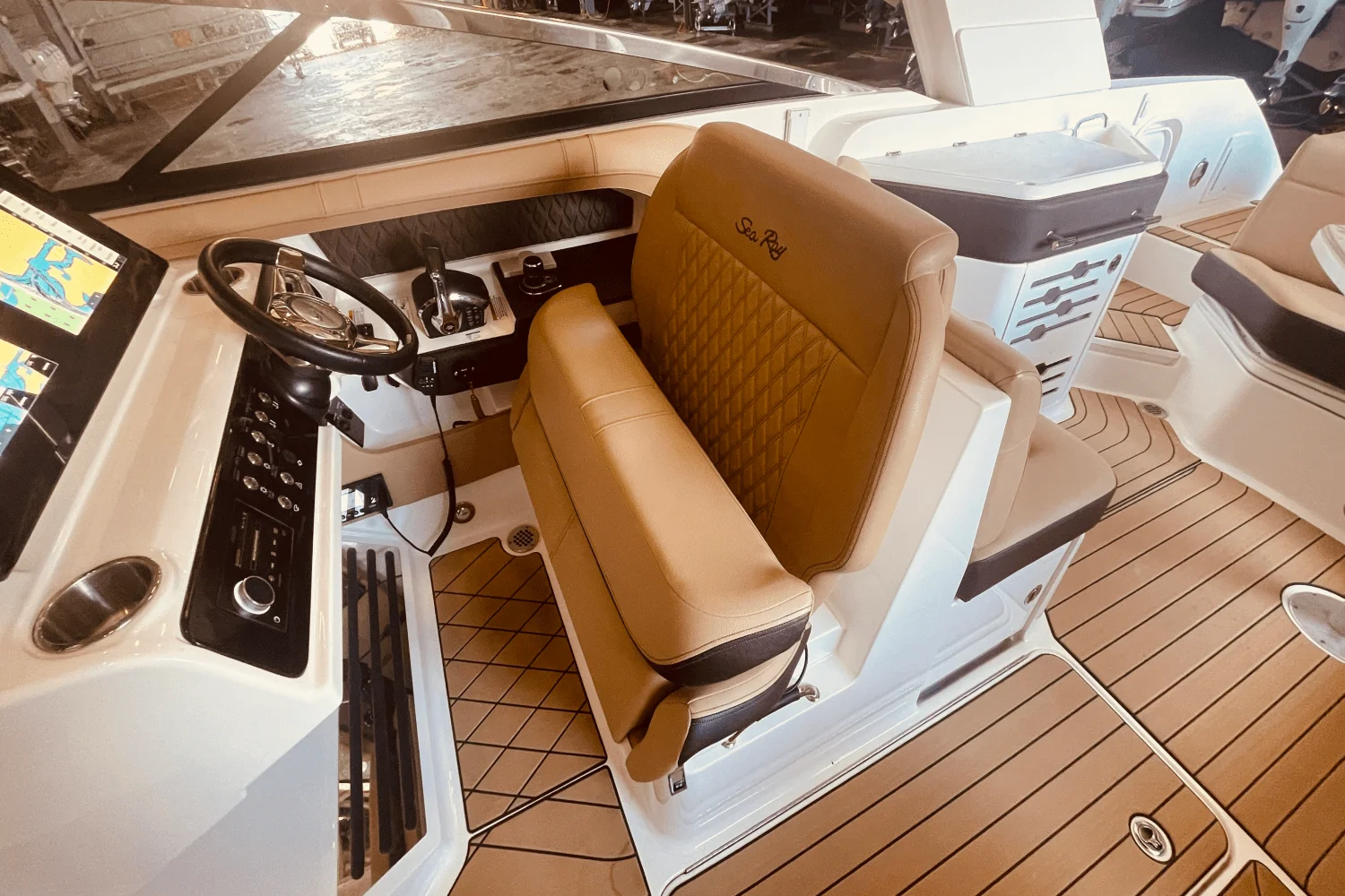 2024 Sea Ray 310 SLX OB Image Thumbnail #43