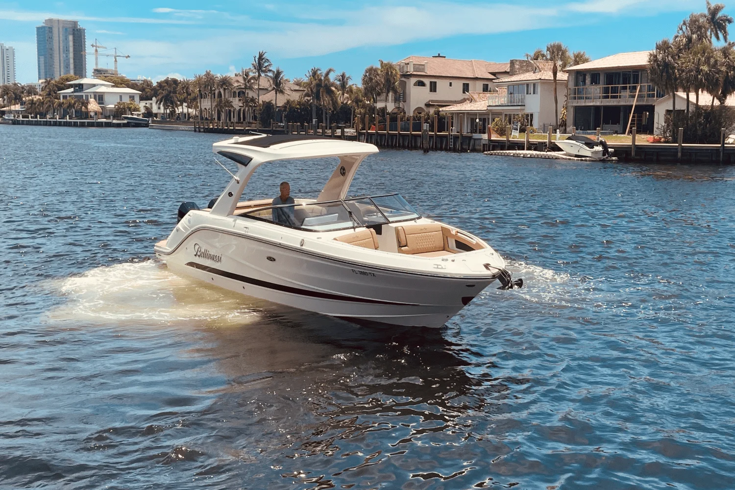 2024 Sea Ray 310 SLX OB Image Thumbnail #11