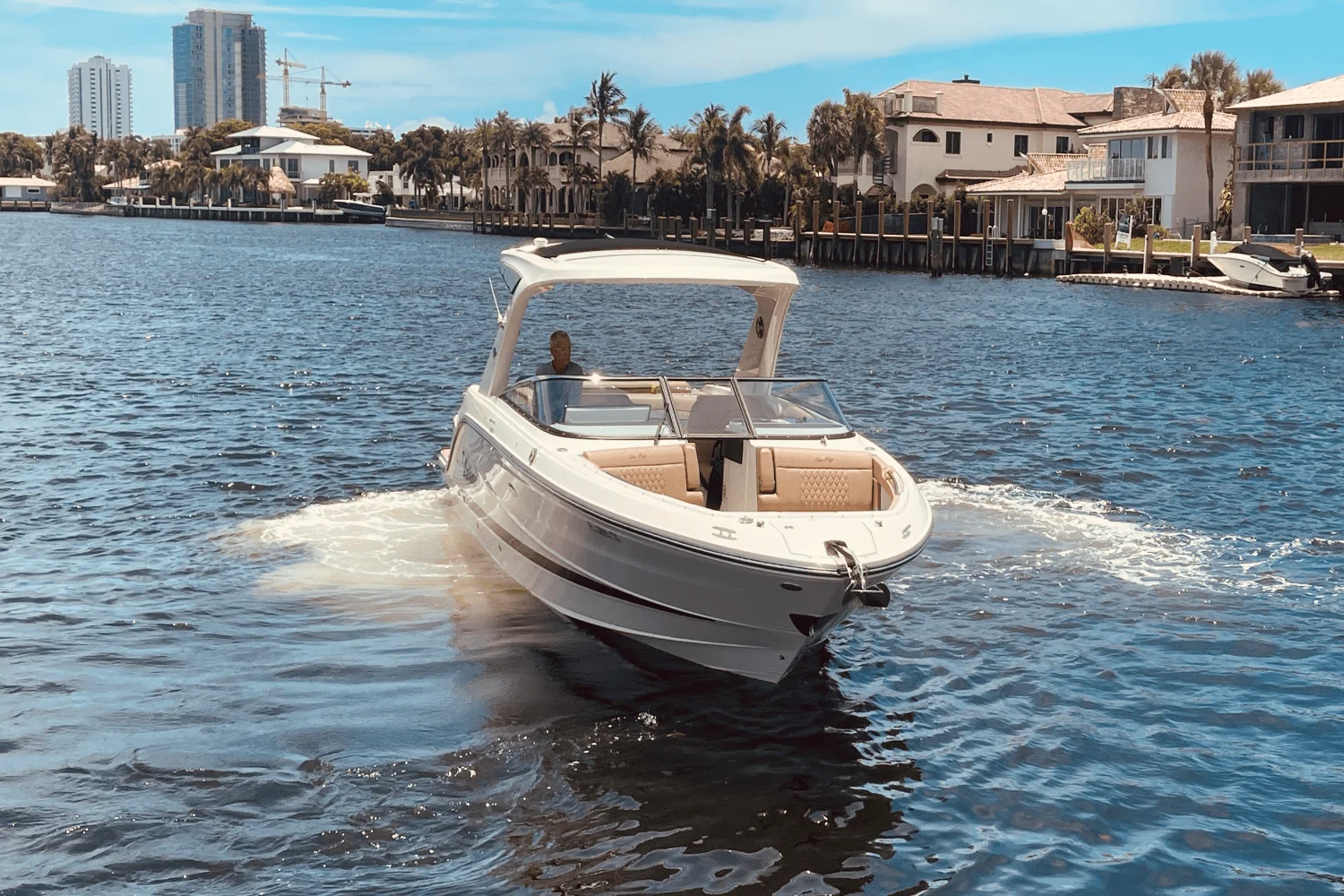 2024 Sea Ray 310 SLX OB Image Thumbnail #10