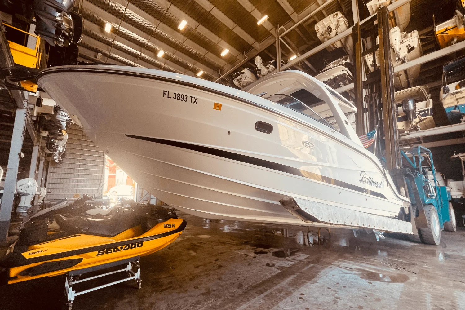 2024 Sea Ray 310 SLX OB Image Thumbnail #21