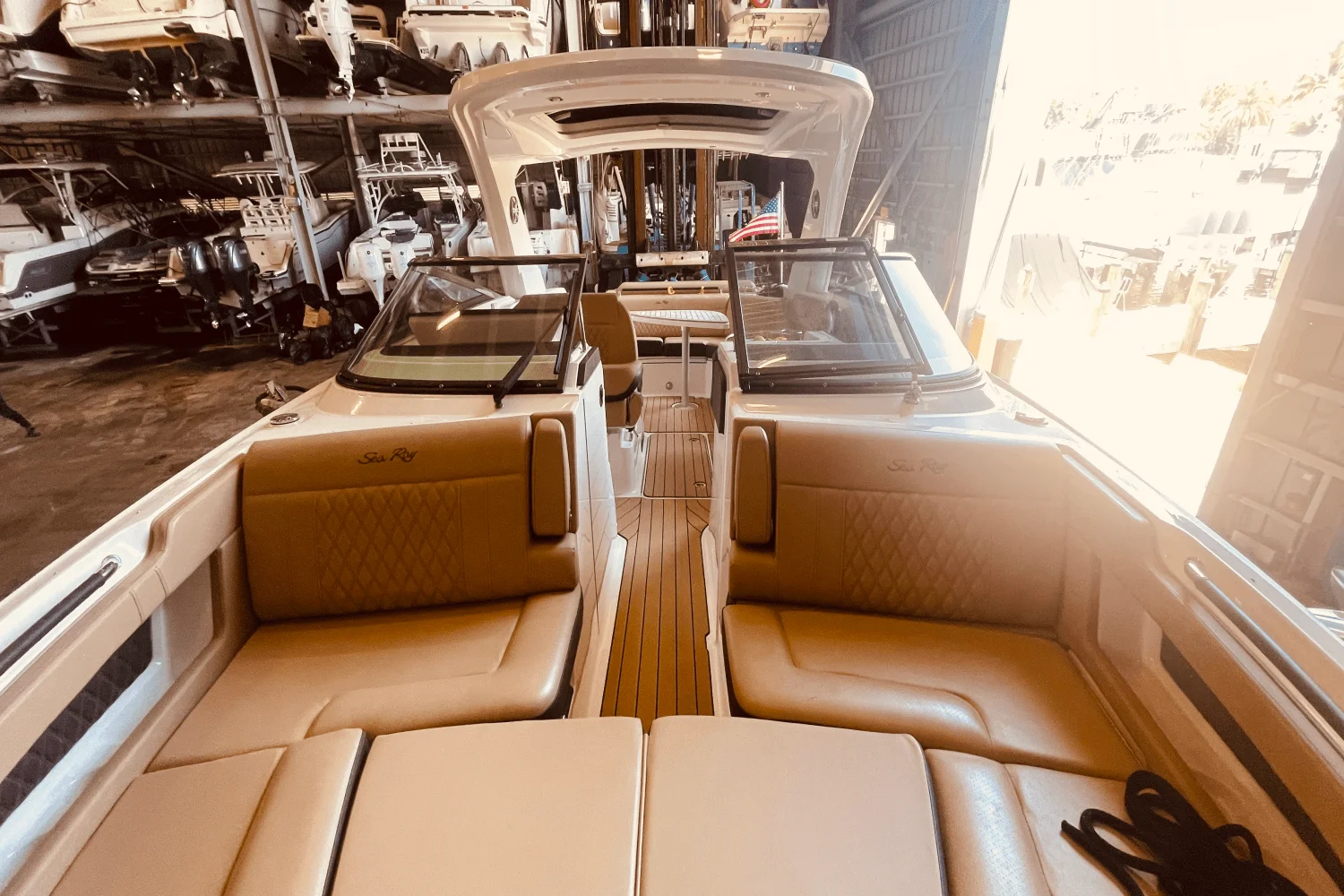 2024 Sea Ray 310 SLX OB Image Thumbnail #40