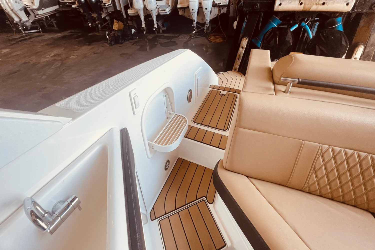 2024 Sea Ray 310 SLX OB Image Thumbnail #56