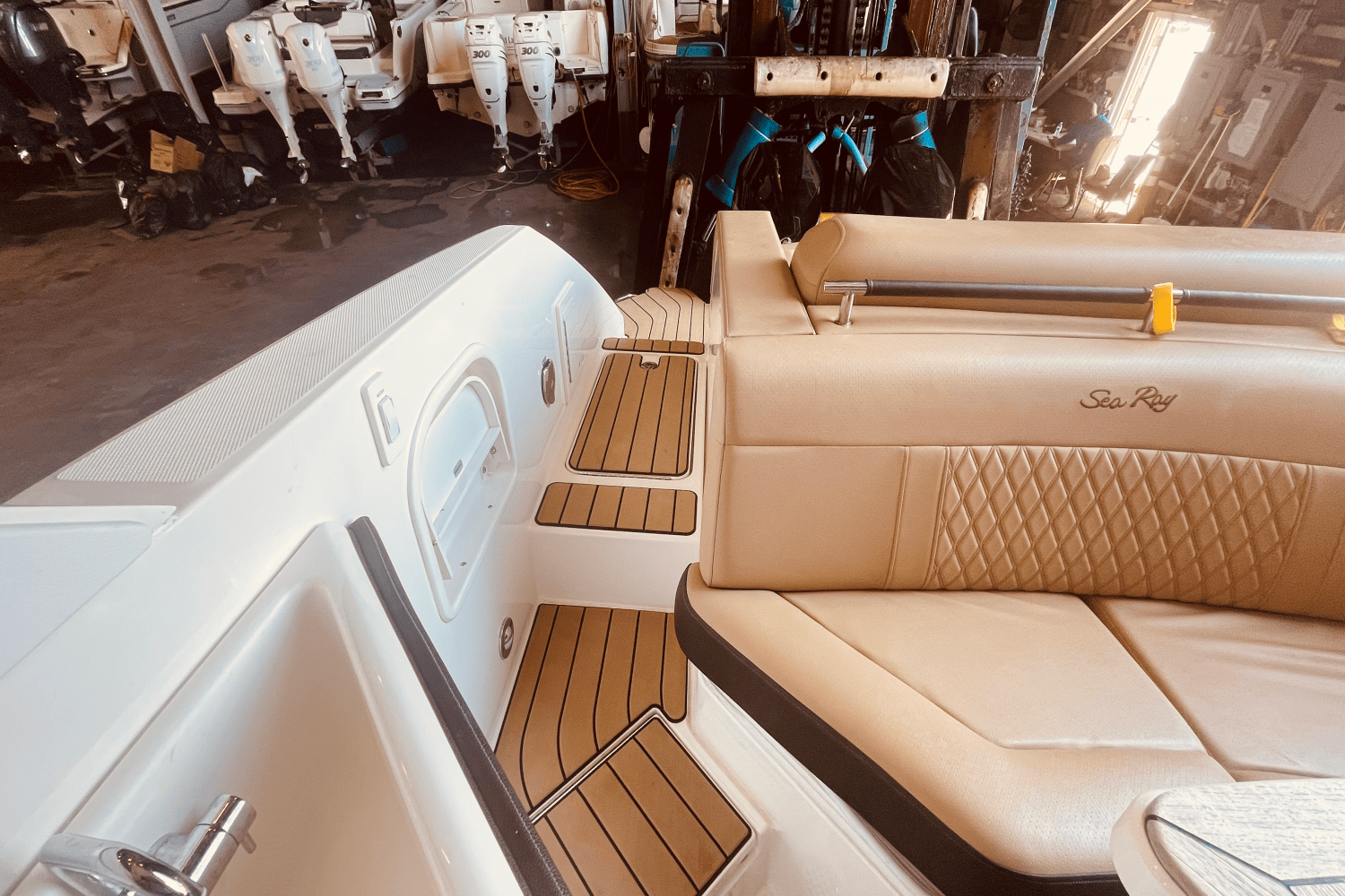 2024 Sea Ray 310 SLX OB Image Thumbnail #55