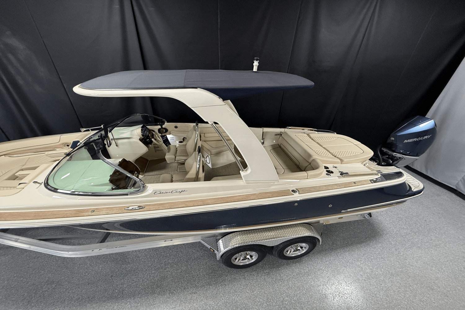 2021 Chris-Craft LAUNCH Image Thumbnail #4