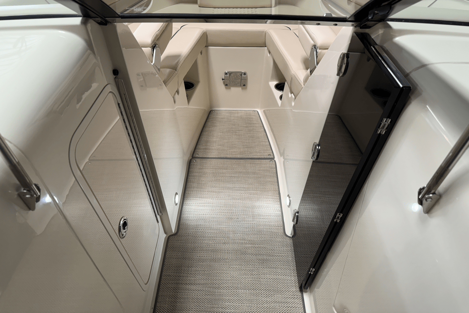 2021 Chris-Craft LAUNCH Image Thumbnail #92