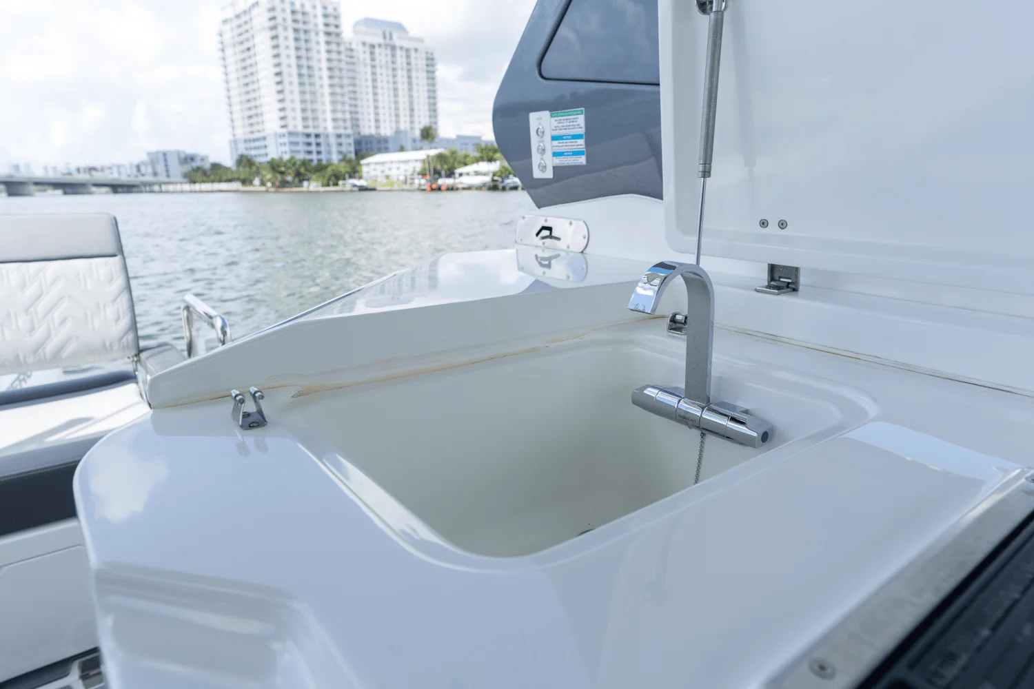 2024 Galeon 325 GTO Image Thumbnail #30