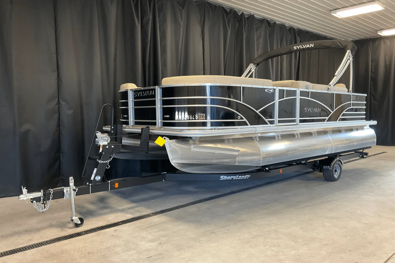 2018 Sylvan 8520 CNF Image Thumbnail #6