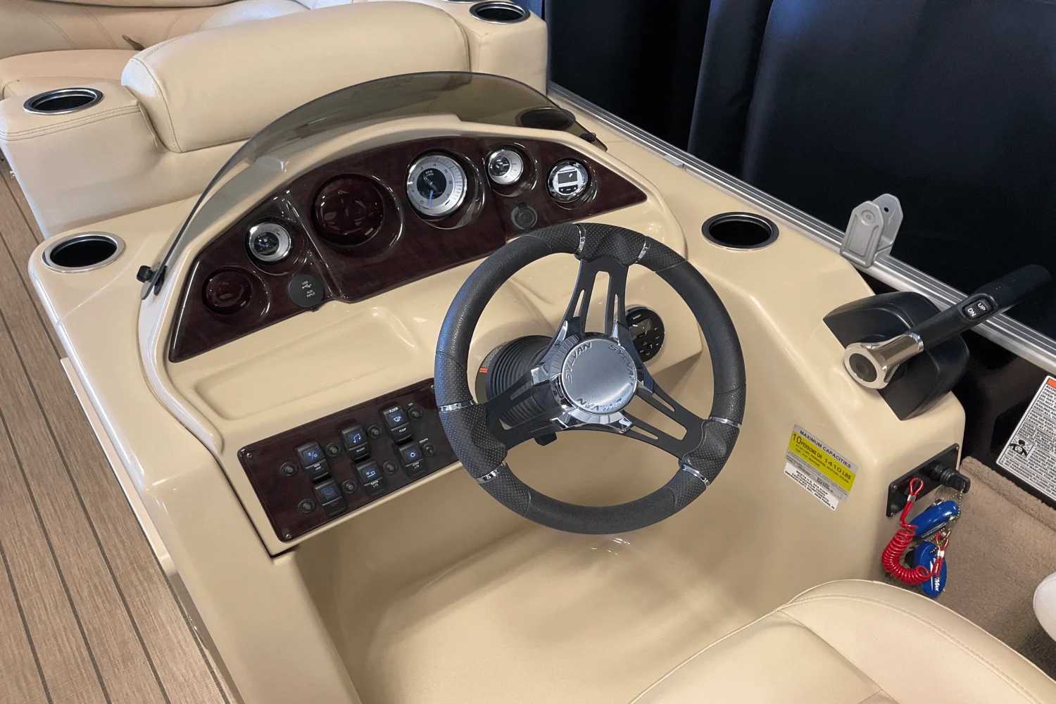 2018 Sylvan 8520 CNF Image Thumbnail #42