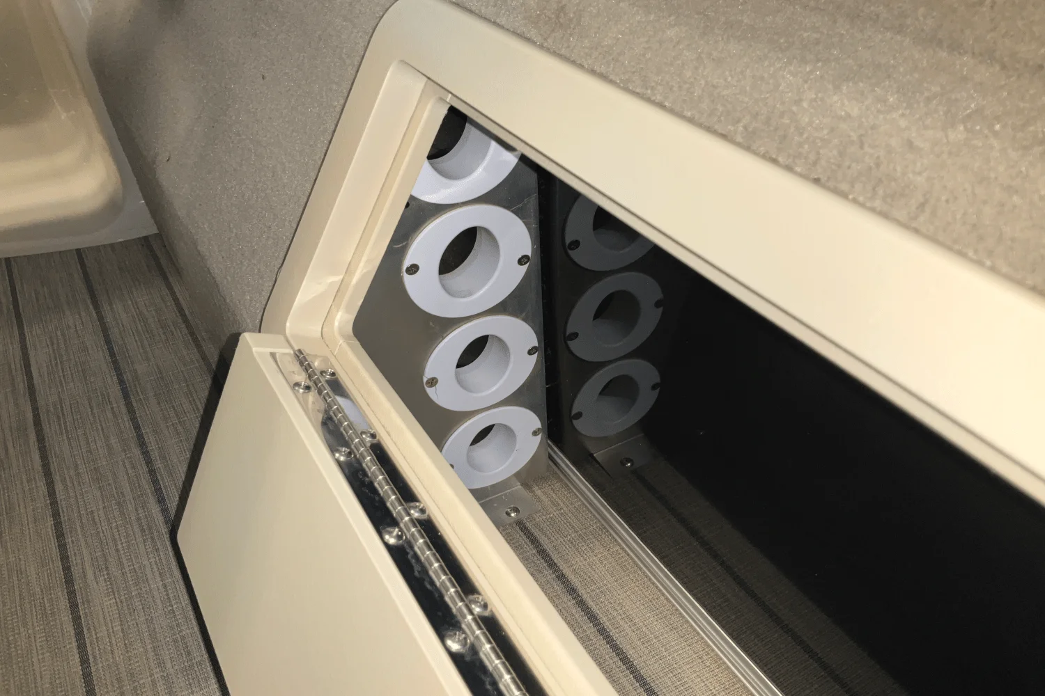 2018 Sylvan 8520 CNF Image Thumbnail #61