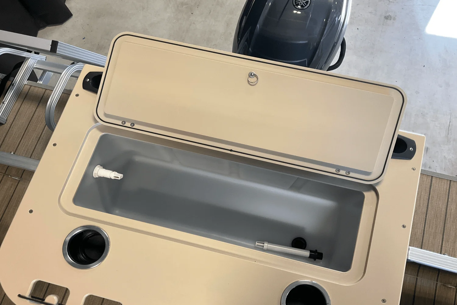 2018 Sylvan 8520 CNF Image Thumbnail #67