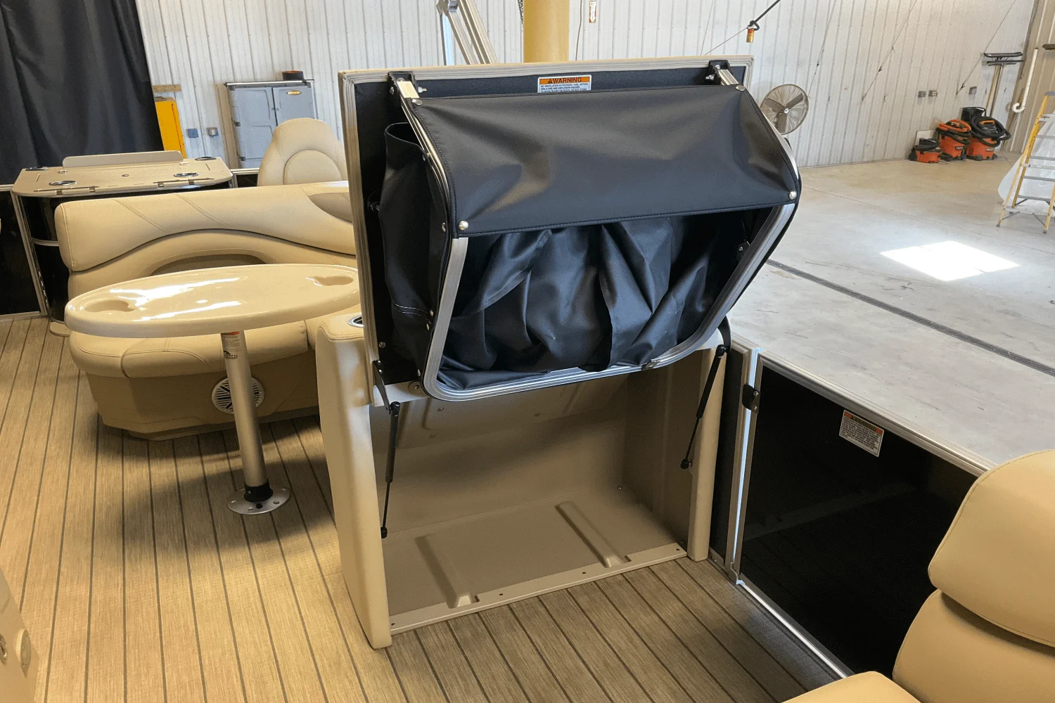 2018 Sylvan 8520 CNF Image Thumbnail #34