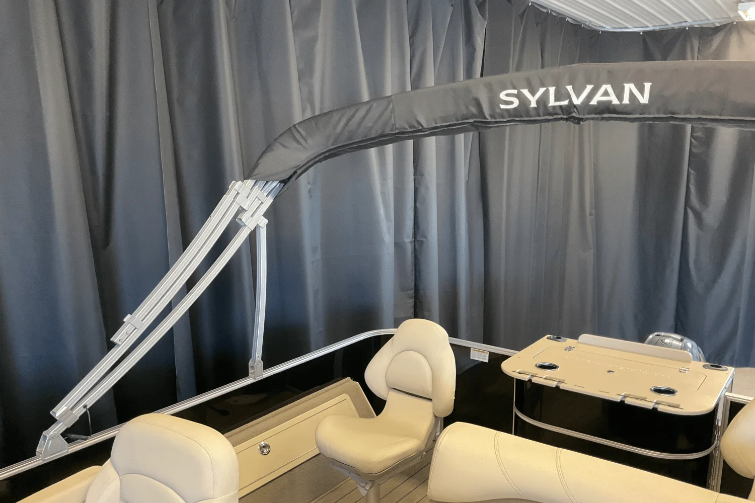 2018 Sylvan 8520 CNF Image Thumbnail #52