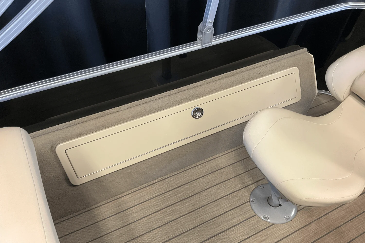 2018 Sylvan 8520 CNF Image Thumbnail #57