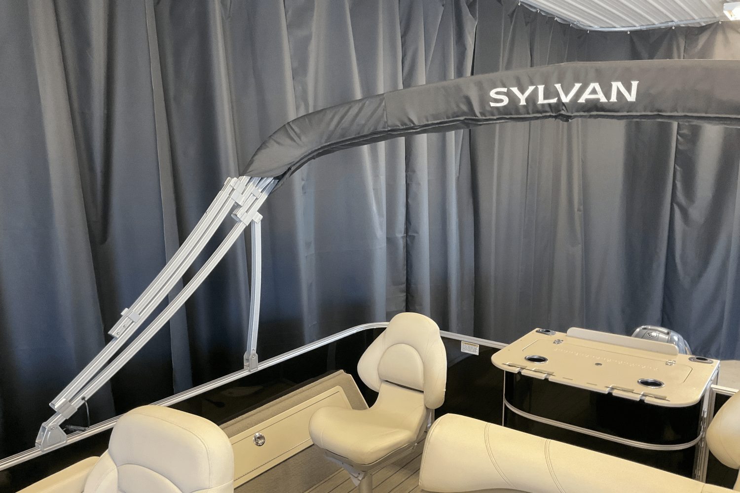 2018 Sylvan 8520 CNF Image Thumbnail #52