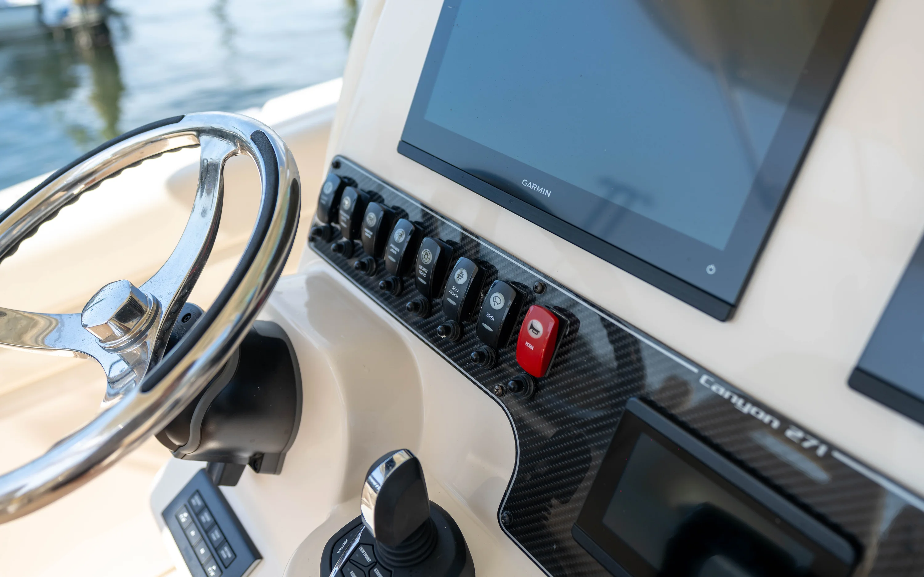 2026 Grady-White Canyon 271 Image Thumbnail #25