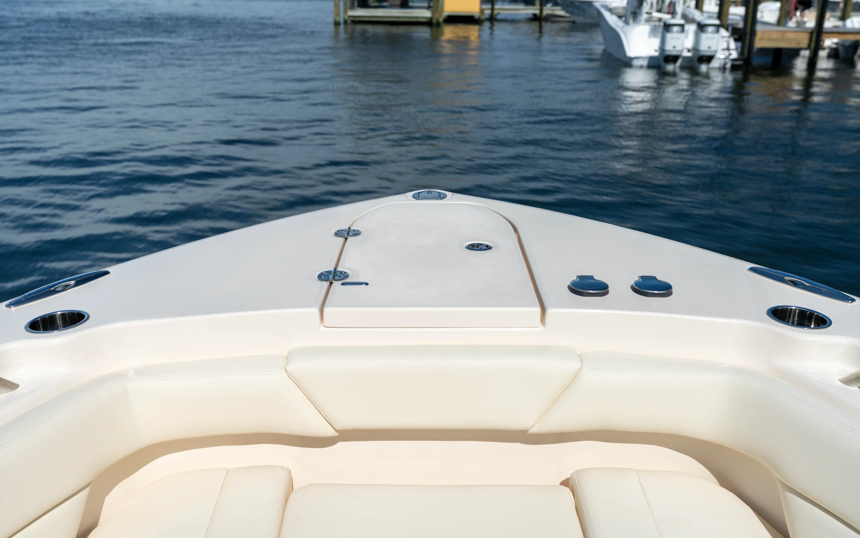 2026 Grady-White Canyon 271 Image Thumbnail #9