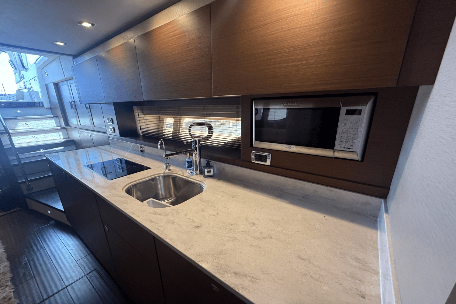 2016 Sea Ray 540 SUNDANCER Image Thumbnail #49