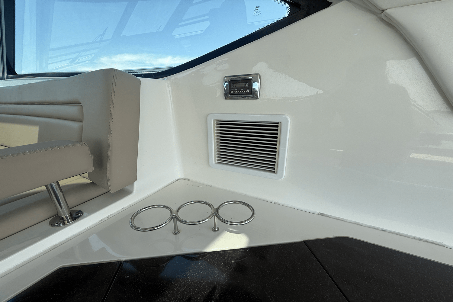 2016 Sea Ray 540 SUNDANCER Image Thumbnail #35