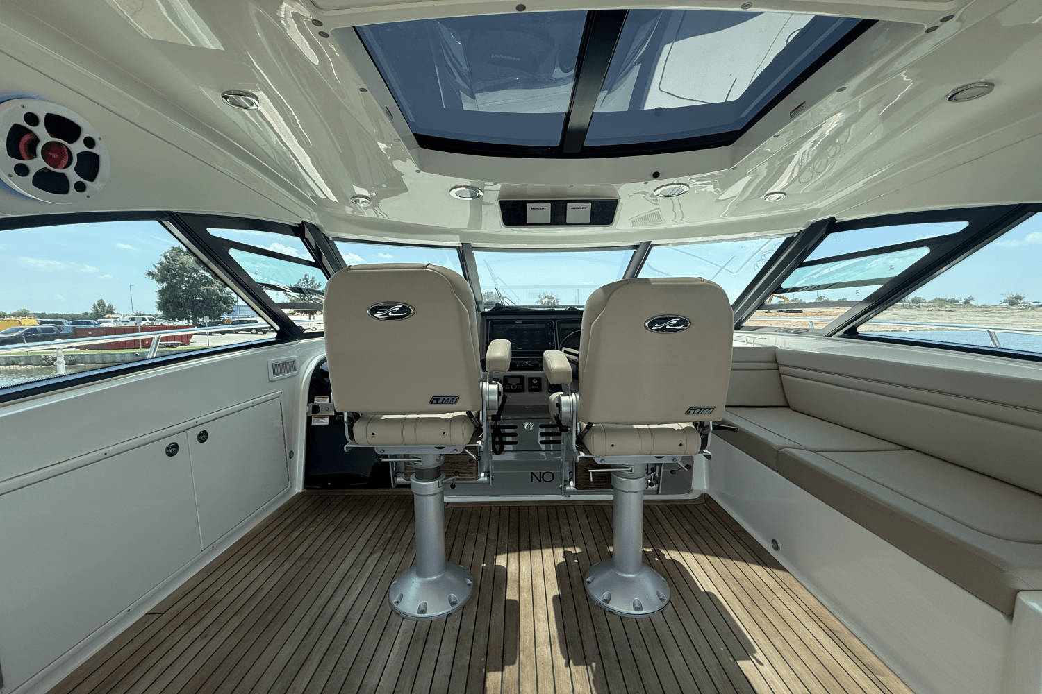 2016 Sea Ray 540 SUNDANCER Image Thumbnail #28