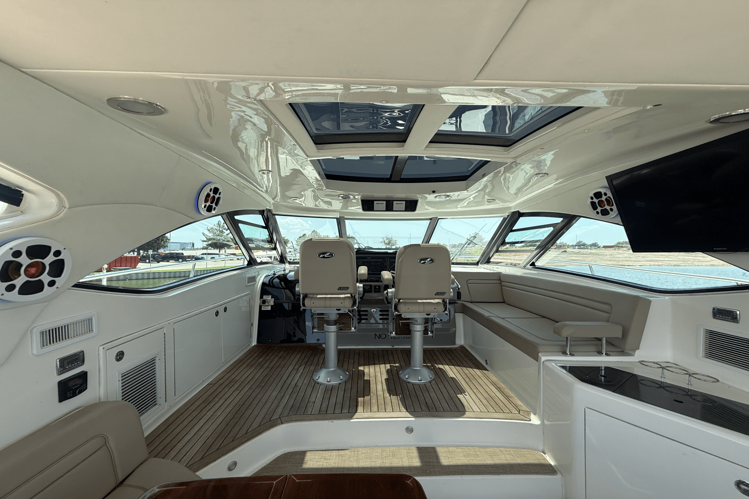 2016 Sea Ray 540 SUNDANCER Image Thumbnail #26