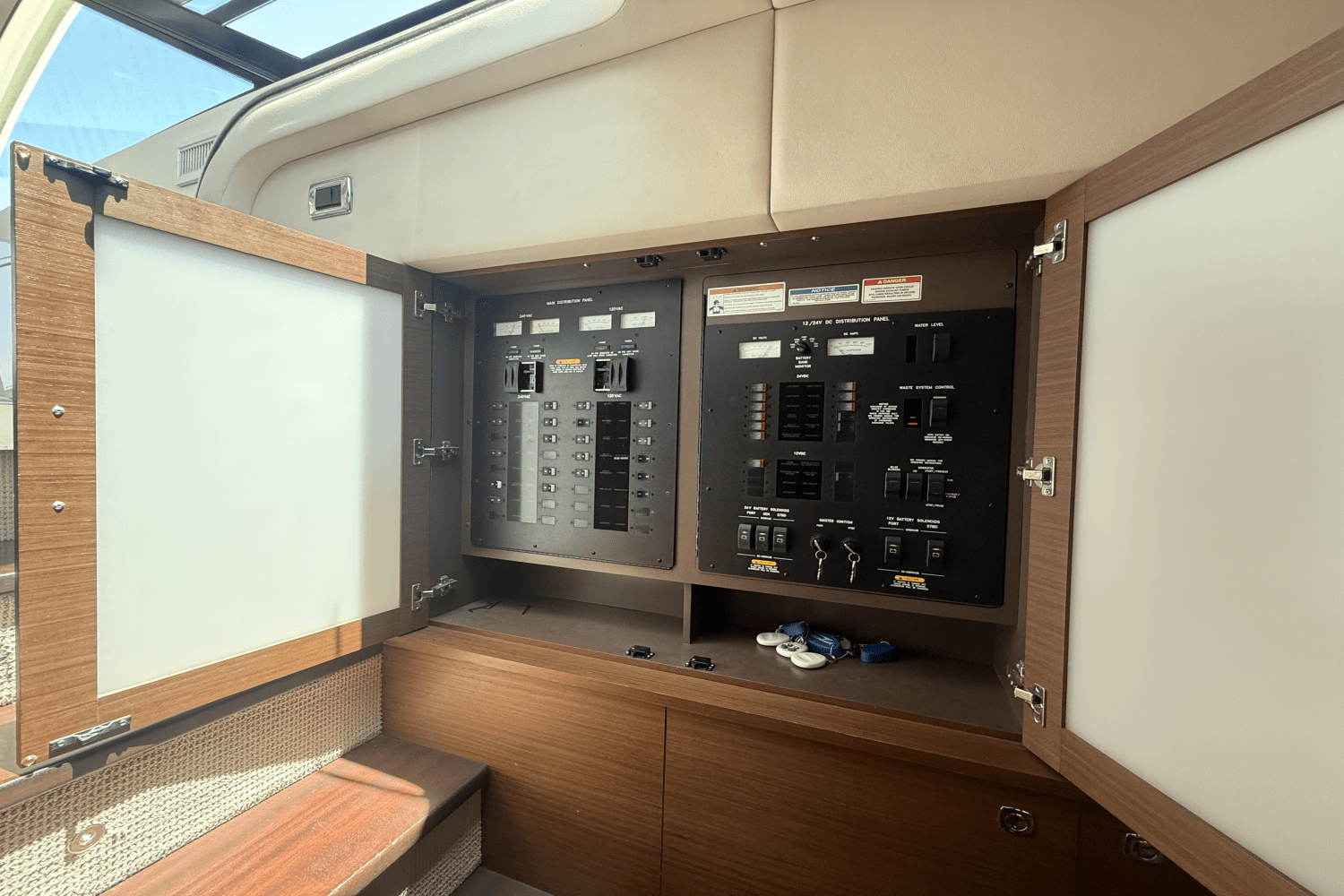 2016 Sea Ray 540 SUNDANCER Image Thumbnail #39