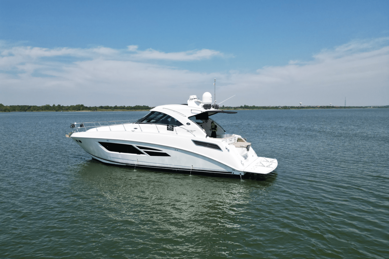 2016 Sea Ray 540 SUNDANCER Image Thumbnail #2
