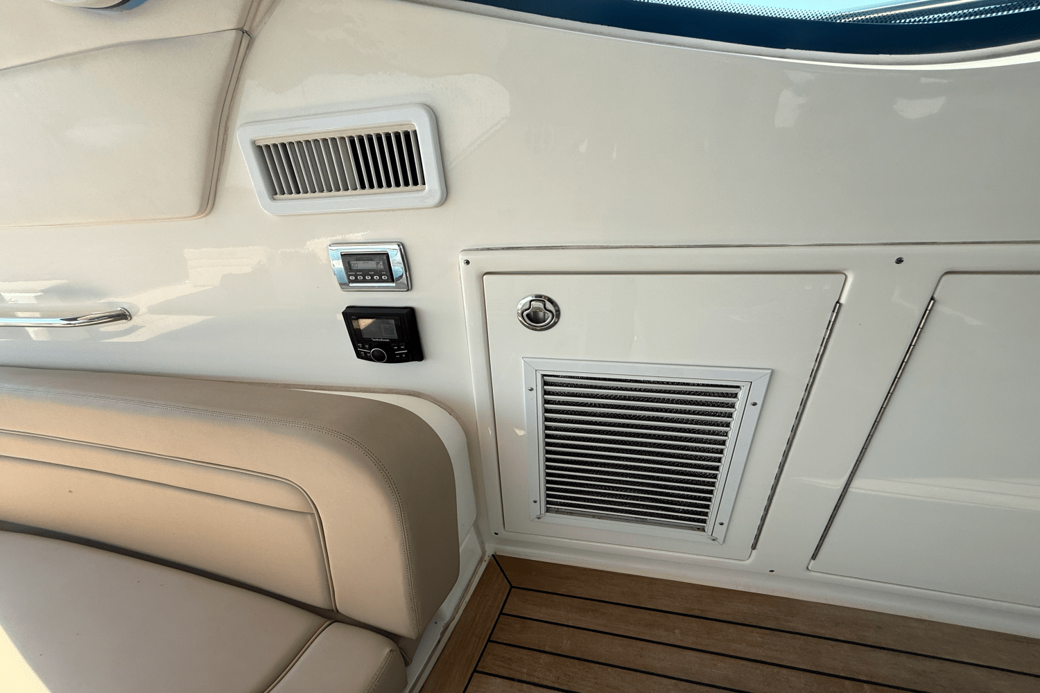 2016 Sea Ray 540 SUNDANCER Image Thumbnail #50