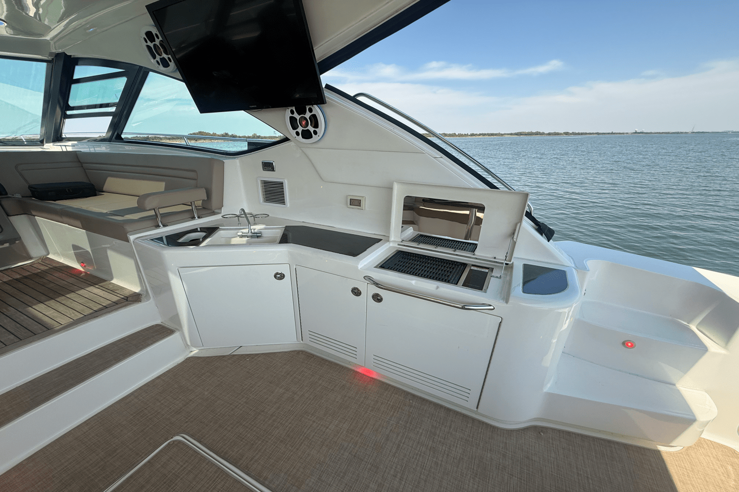 2016 Sea Ray 540 SUNDANCER Image Thumbnail #30