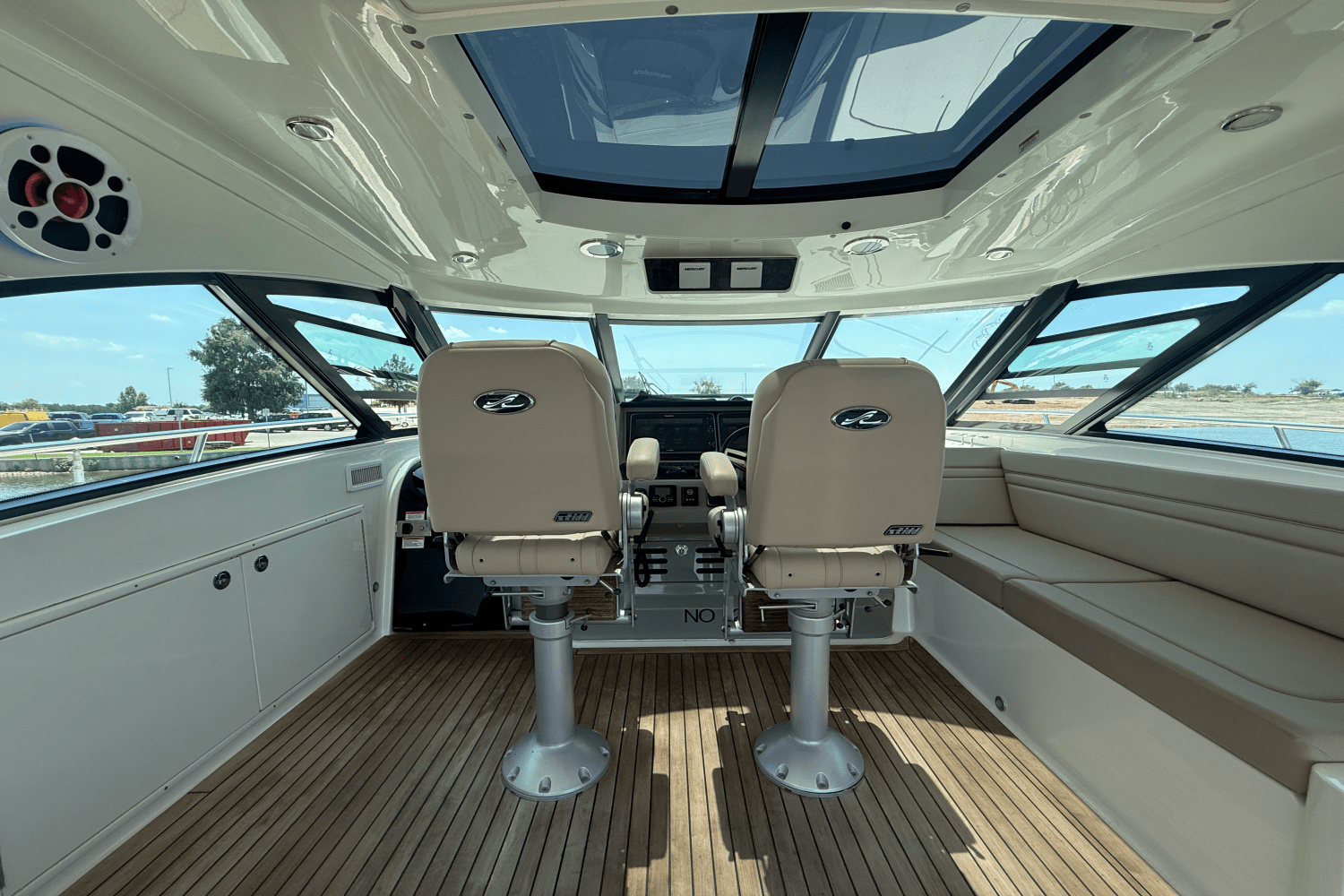 2016 Sea Ray 540 SUNDANCER Image Thumbnail #40