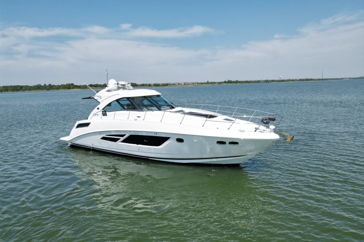2016 Sea Ray 540 SUNDANCER Image Thumbnail #1